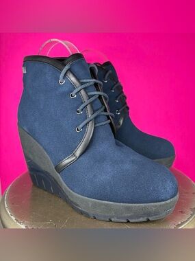 United Nude Lucy Blue Suede Faux Fur Line Lace-Up Wedge Platform Bootie EU 40